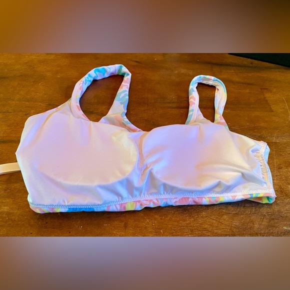 🏖️Victoria’s Secret Scoop Pastel Swim Top🏖️ NWT - Picture 5 of 10